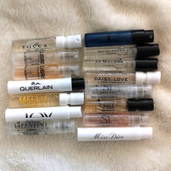 Designer fragrance sample set